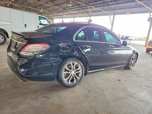 2016 MERCEDES-BENZ C