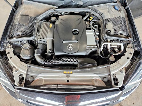 2016 MERCEDES-BENZ C