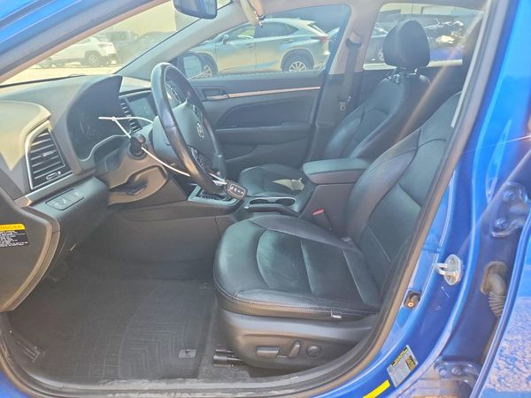 2017 HYUNDAI ELANTRA