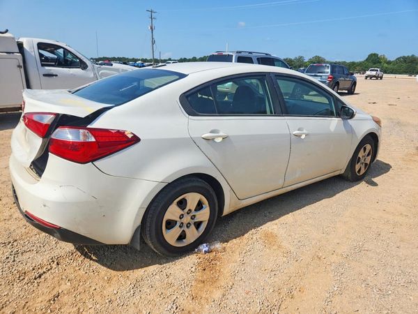 2016 KIA FORTE