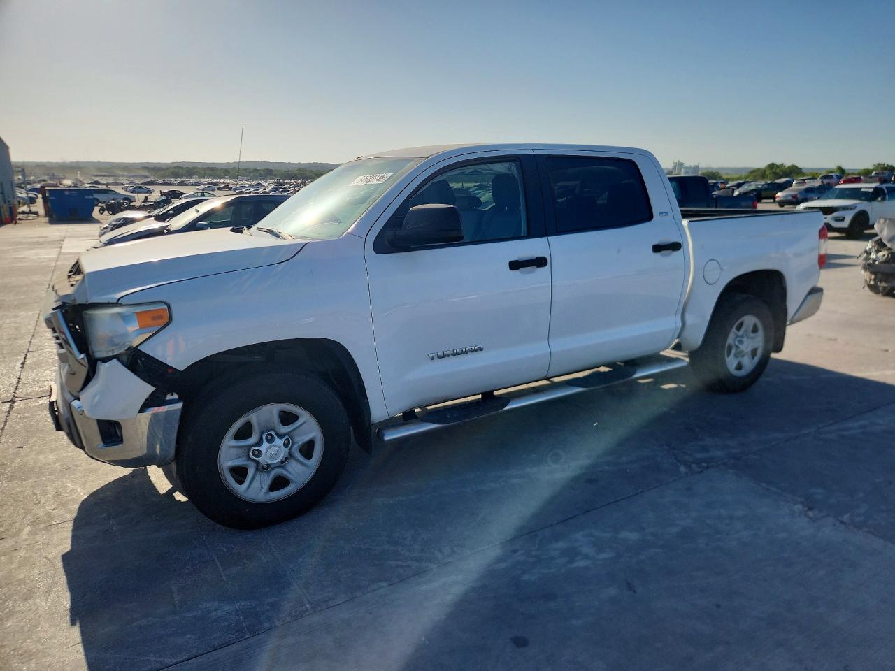 2017 TOYOTA TUNDRA