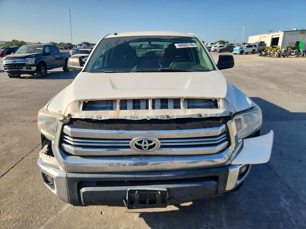 2017 TOYOTA TUNDRA