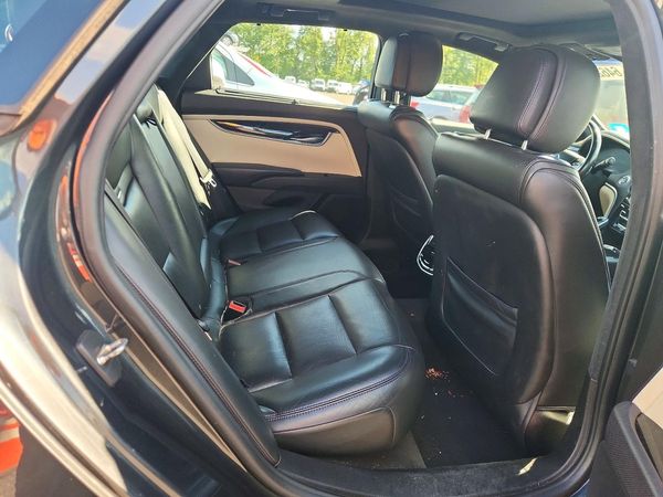 2013 CADILLAC XTS
