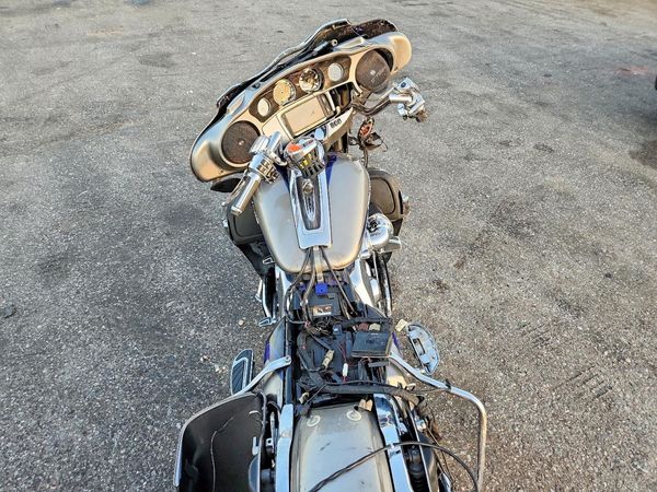 2017 HARLEY-DAVIDSON FLSE — ARTF