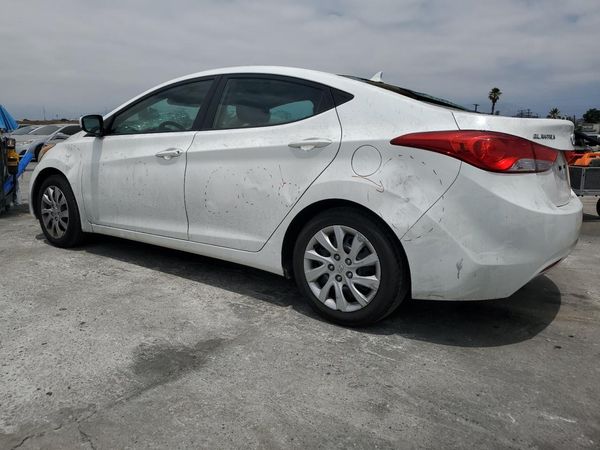 2013 HYUNDAI ELANTRA