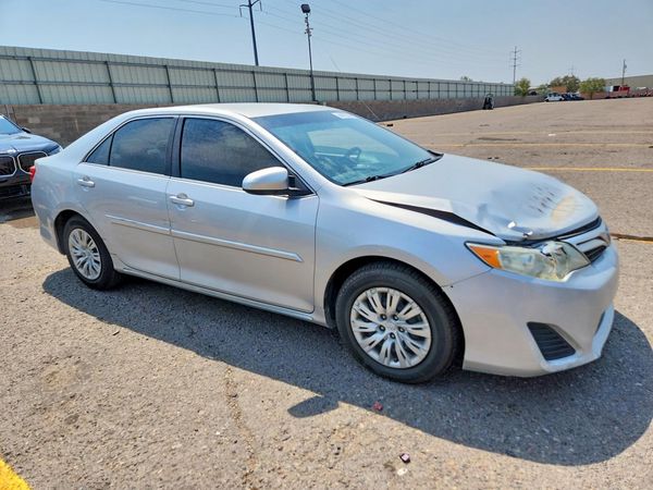 2012 TOYOTA CAMRY — Passenger 3/4