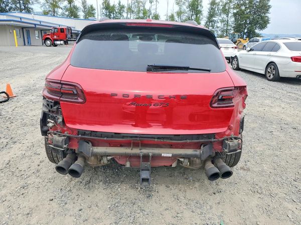 2017 PORSCHE MACAN