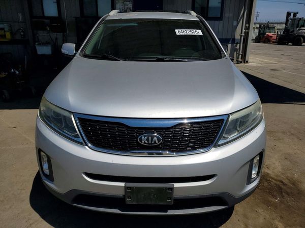 2015 KIA SORENTO