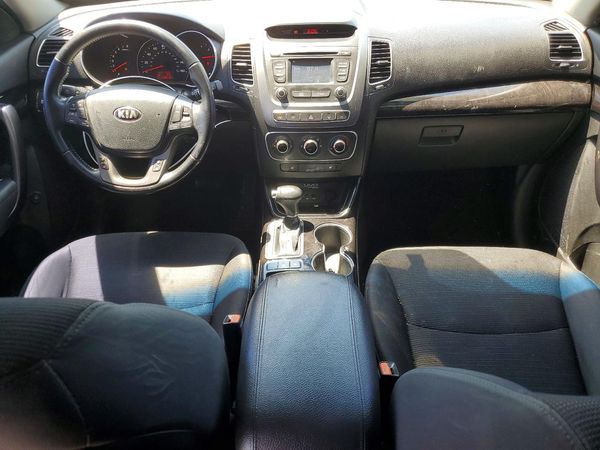 2015 KIA SORENTO