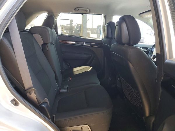 2015 KIA SORENTO