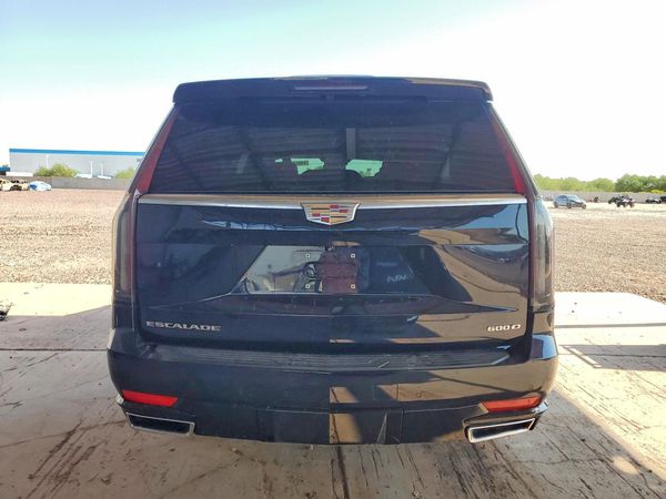 2022 CADILLAC ESCALADE Luxury