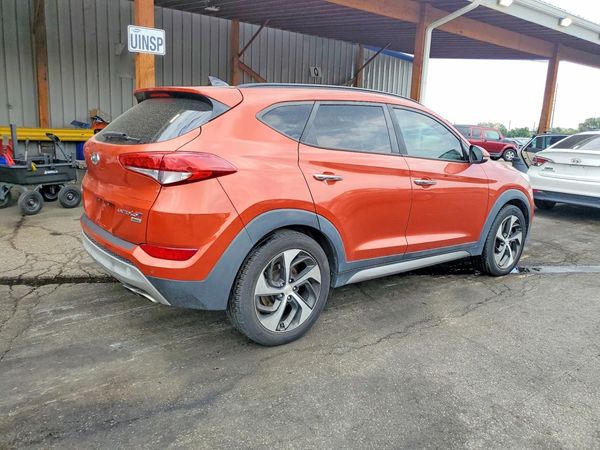 2017 HYUNDAI TUCSON