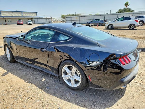 2026 FORD MUSTANG I4