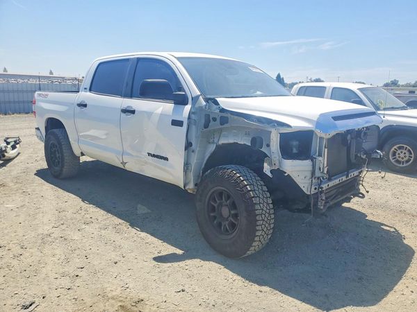2020 TOYOTA TUNDRA SR5 Grade