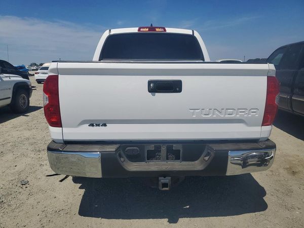 2020 TOYOTA TUNDRA SR5 Grade
