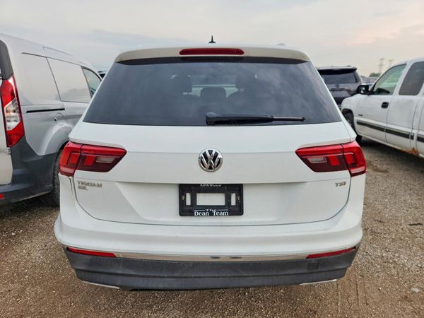 2018 VOLKSWAGEN TIGUAN SE, SEL