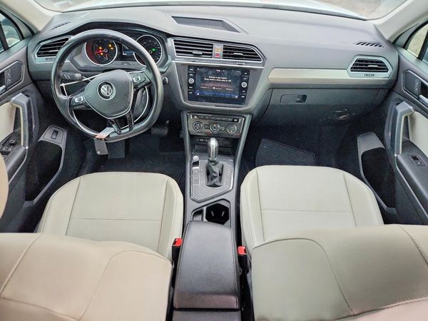 2018 VOLKSWAGEN TIGUAN SE, SEL