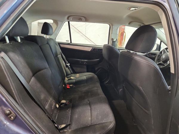 2018 SUBARU OUTBACK Base