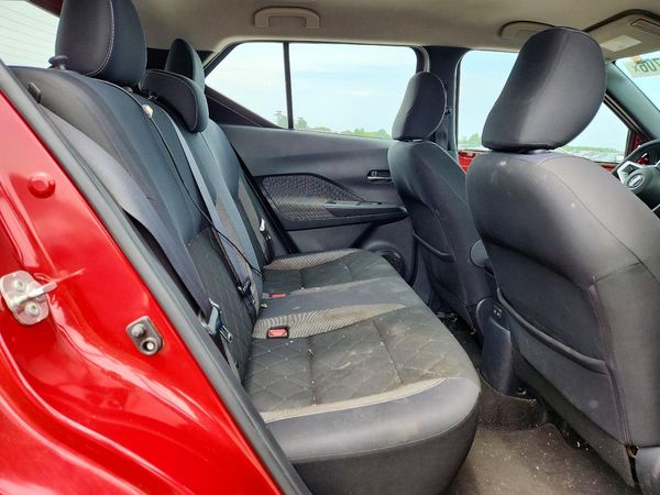 2019 NISSAN KICKS