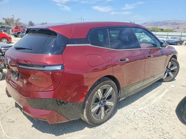2023 BMW IX xDrive50i