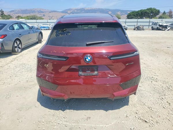 2023 BMW IX xDrive50i