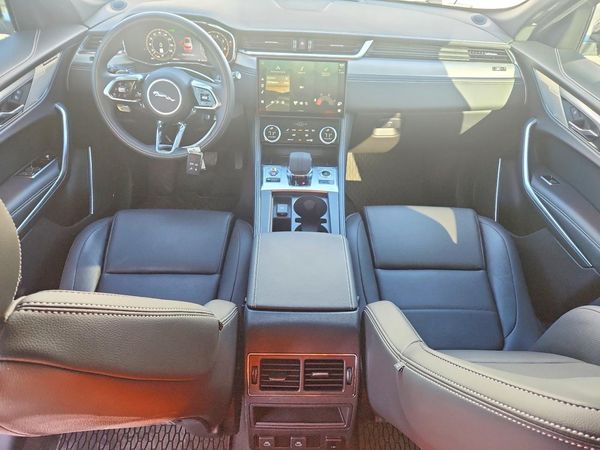 2025 JAGUAR F-PACE