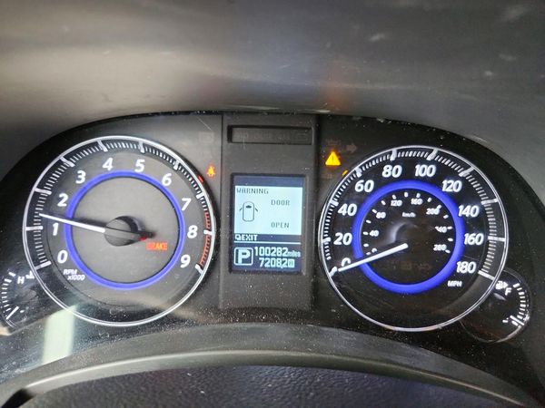 2016 INFINITI QX70