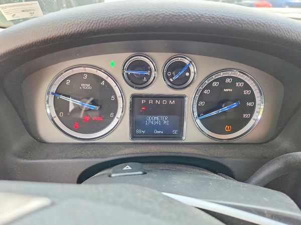 2012 CADILLAC ESCALADE