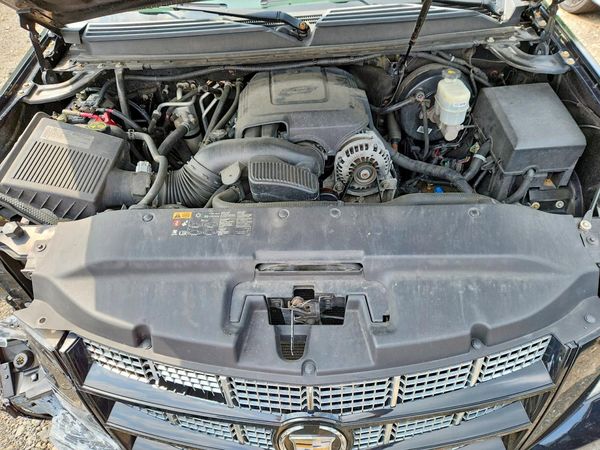 2012 CADILLAC ESCALADE