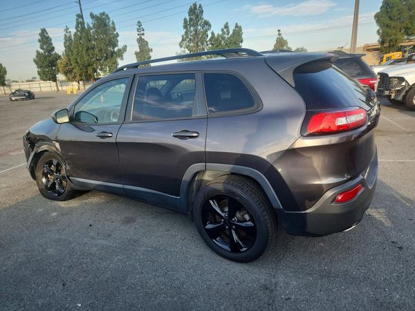 2018 JEEP CHEROKEE LATITUDE FWD