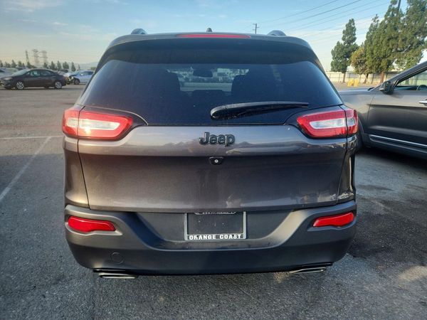 2018 JEEP CHEROKEE LATITUDE FWD