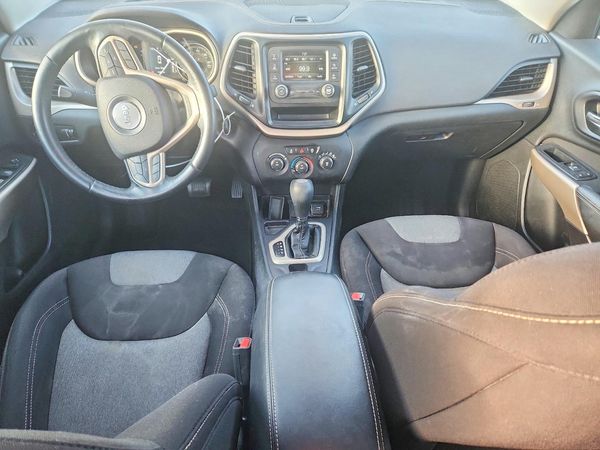 2018 JEEP CHEROKEE LATITUDE FWD