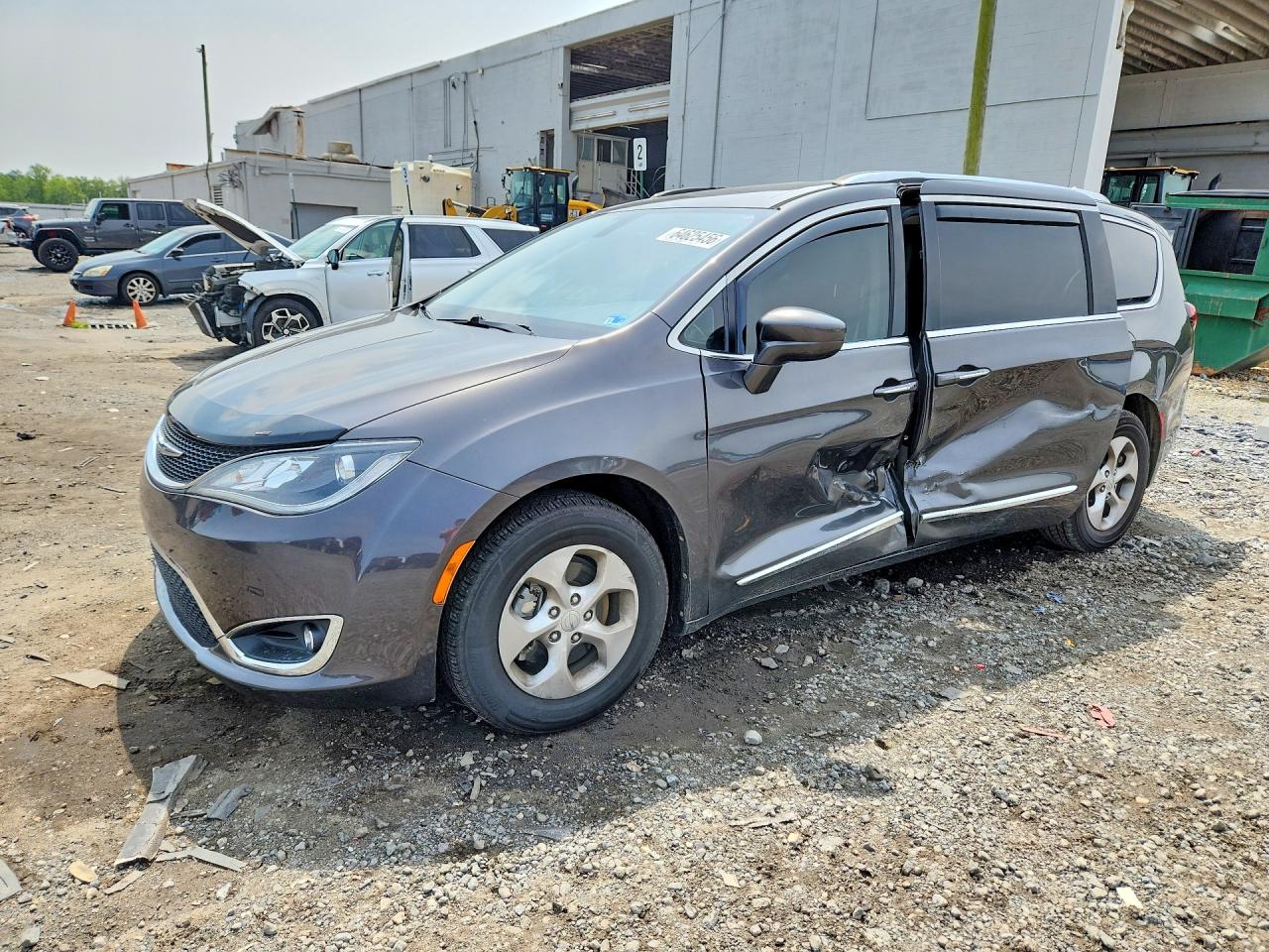 2017 CHRYSLER PACIFICA Touring L Plus
