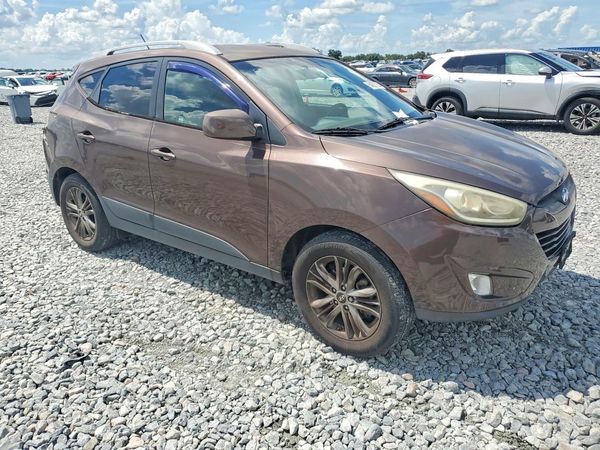 2015 HYUNDAI TUCSON GLS (Middle)