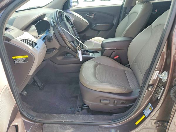2015 HYUNDAI TUCSON GLS (Middle)