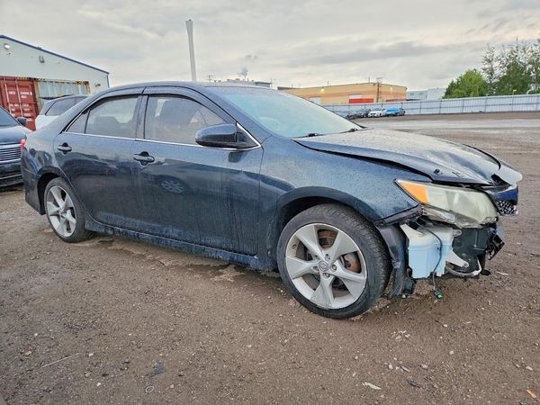 2013 TOYOTA CAMRY
