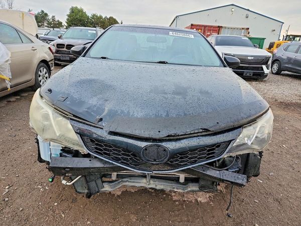 2013 TOYOTA CAMRY