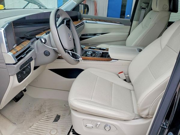 2026 CADILLAC ESCALADE Platinum Luxury