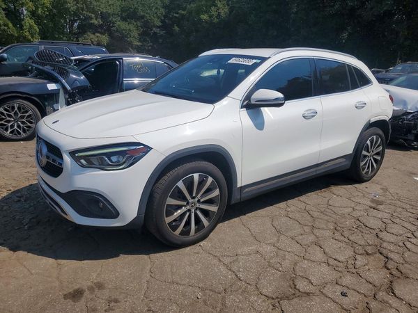 2022 MERCEDES-BENZ GLA