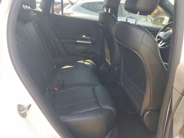 2022 MERCEDES-BENZ GLA
