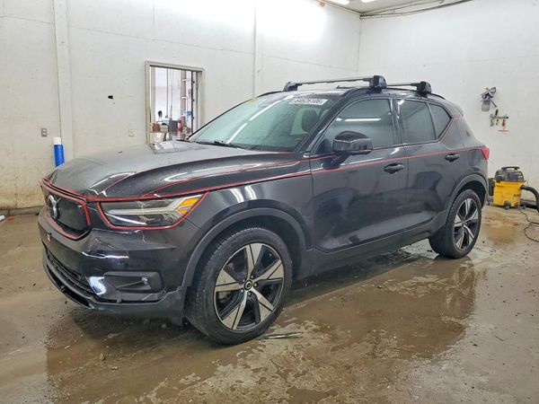 2021 VOLVO XC40 Recharge