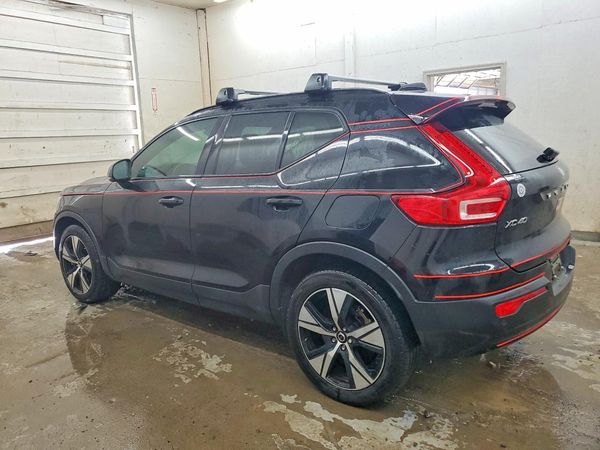 2021 VOLVO XC40 Recharge