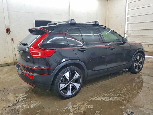 2021 VOLVO XC40 Recharge