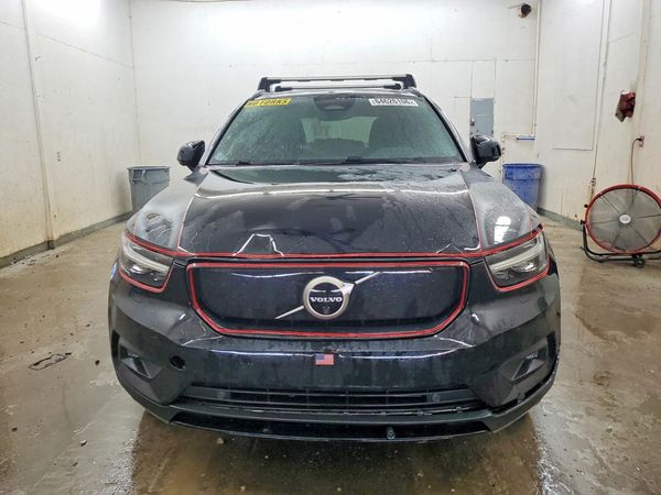 2021 VOLVO XC40 Recharge