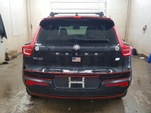 2021 VOLVO XC40 Recharge