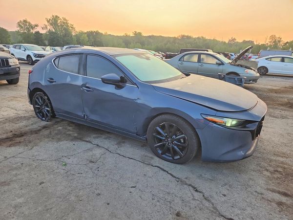 2021 MAZDA 3