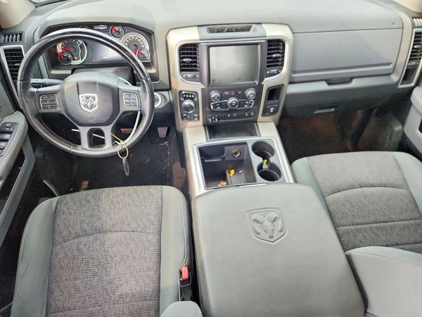 2014 RAM 1500 SLT