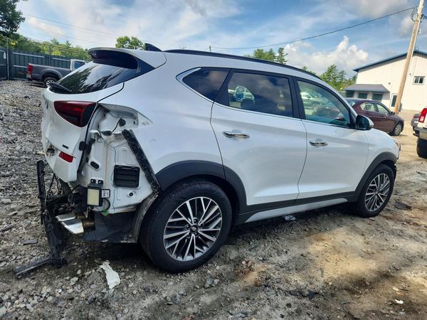 2020 HYUNDAI TUCSON