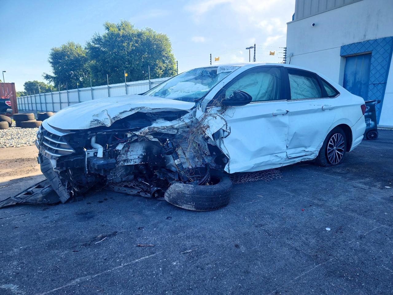 2019 VOLKSWAGEN JETTA S, SE, R-Line — Front 3/4
