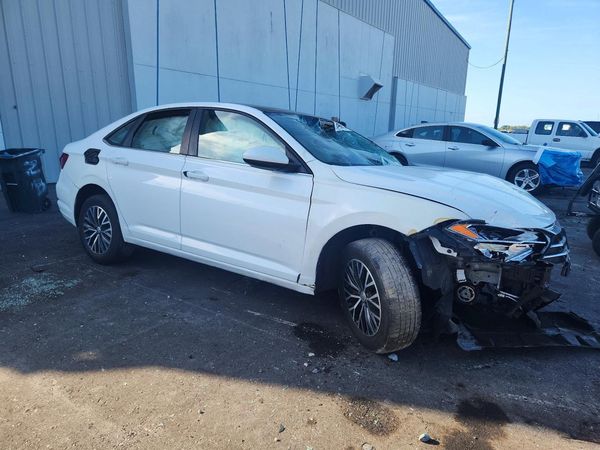 2019 VOLKSWAGEN JETTA S, SE, R-Line — Passenger 3/4